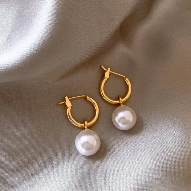 Elegant Earrings with Gold White Beads