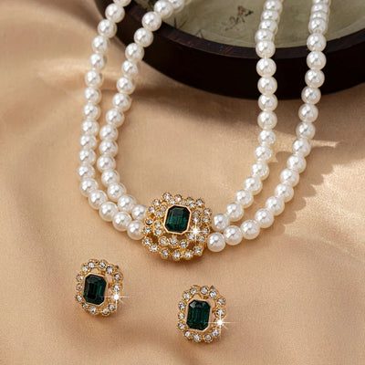 Pearl Set With Gemstones