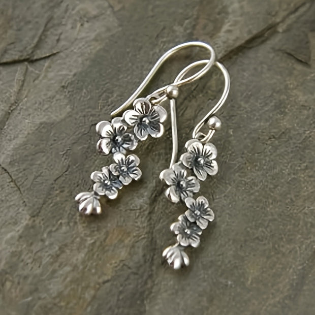 Vintage Daisy Drop Earrings