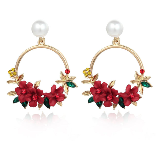 Elegant Gold Flower and Pearl Earrings