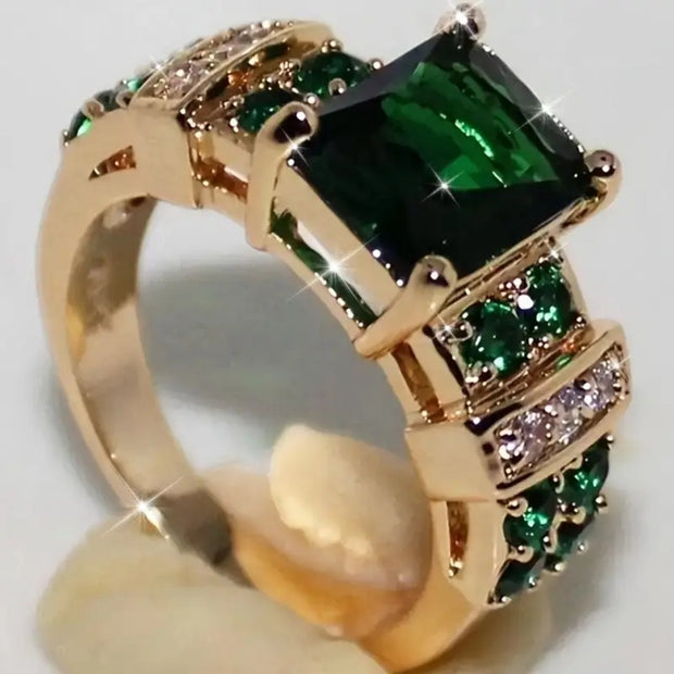 Green Crystalline Golden Ring