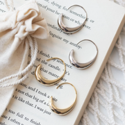 Chic Gold Elegance Earrings