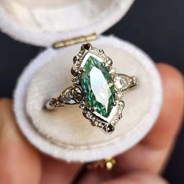 Antique Emerald Ring