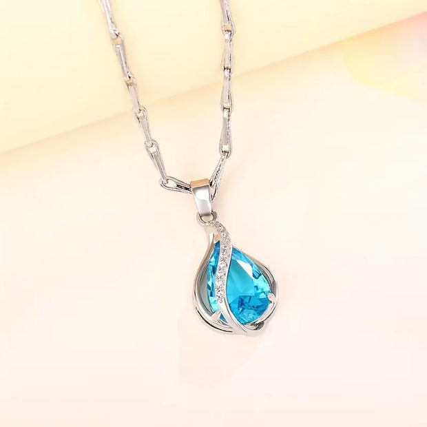 Chic Blue Stone Necklace