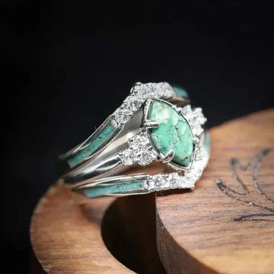 Exclusive Turquoise & Diamond Ring