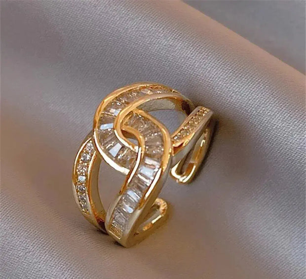 Unity - Knotted Elegant Adjustable Ring