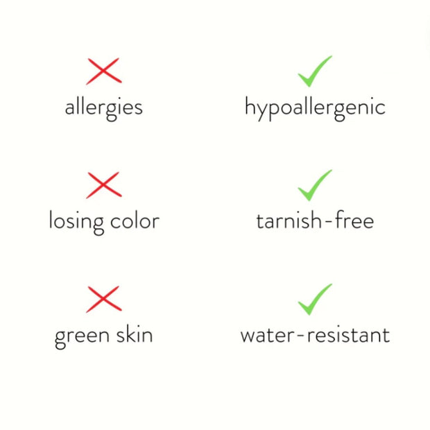 Mary - Emerald Green Layered Ring